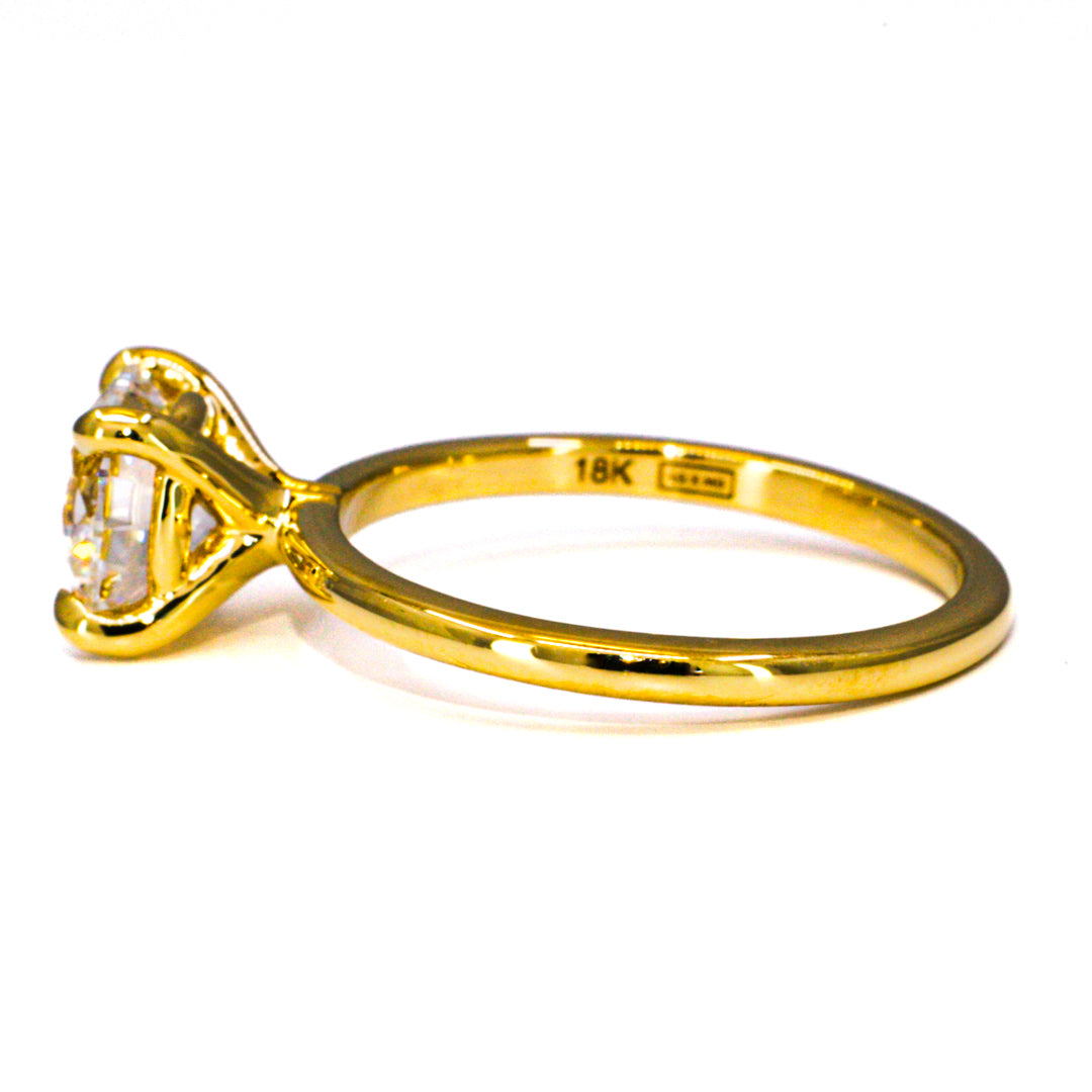 Timeless Royal Gold Solitaire